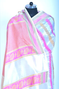 White Dupioni Silk Handloom Banarasi Saree