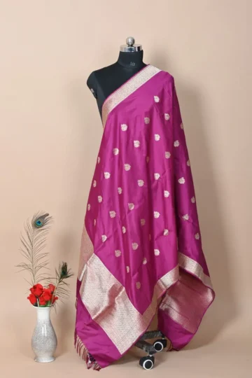 Majanta Booti Katan Silk Handloom Banarasi Dupatta